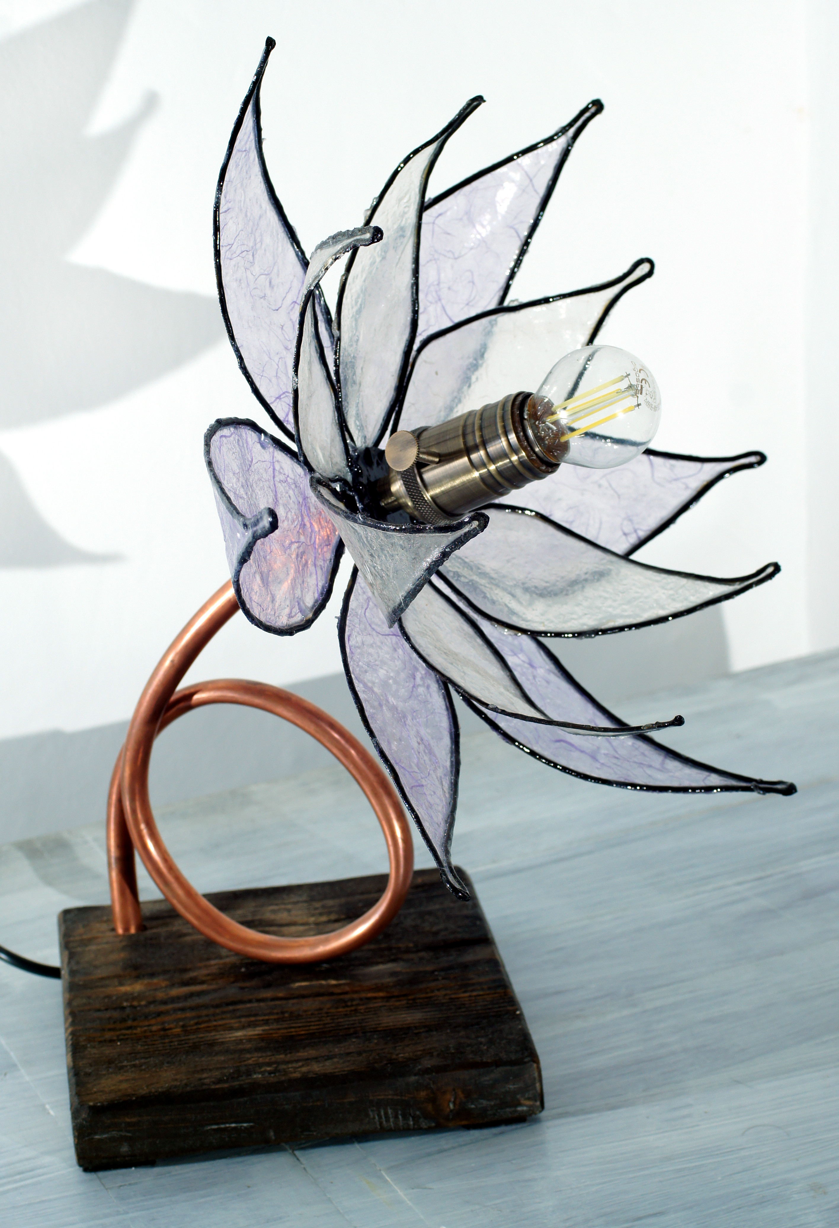 Violet table lamp